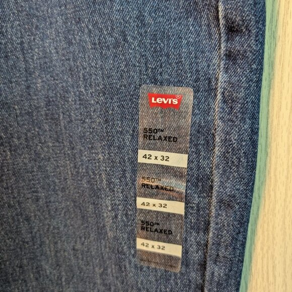 NEW LEVIS MENS 550 RELAXED Blue DENIM JEANS W42xL32 Dark Wash - Picture 9 of 11